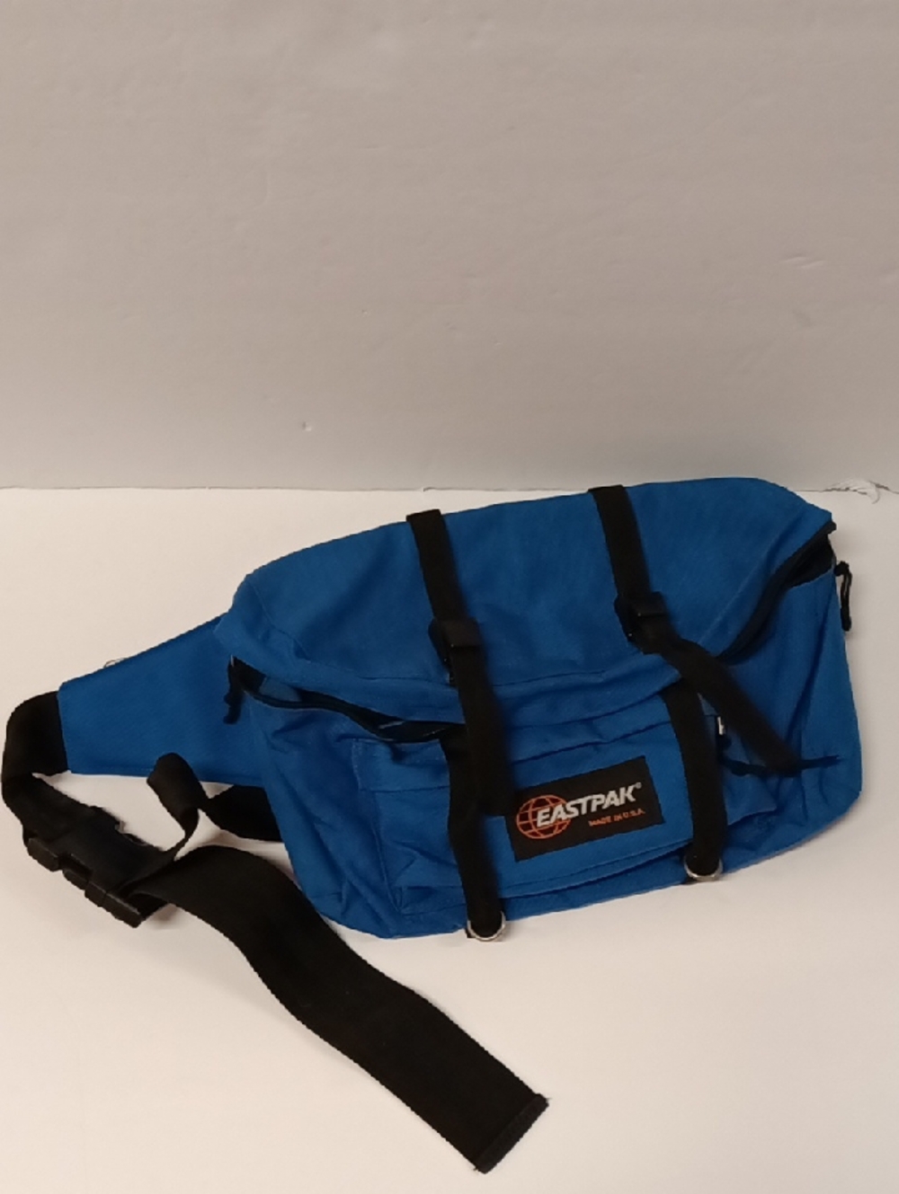 Vintage Eastpak Fanny Pack Belt Bag Messenger